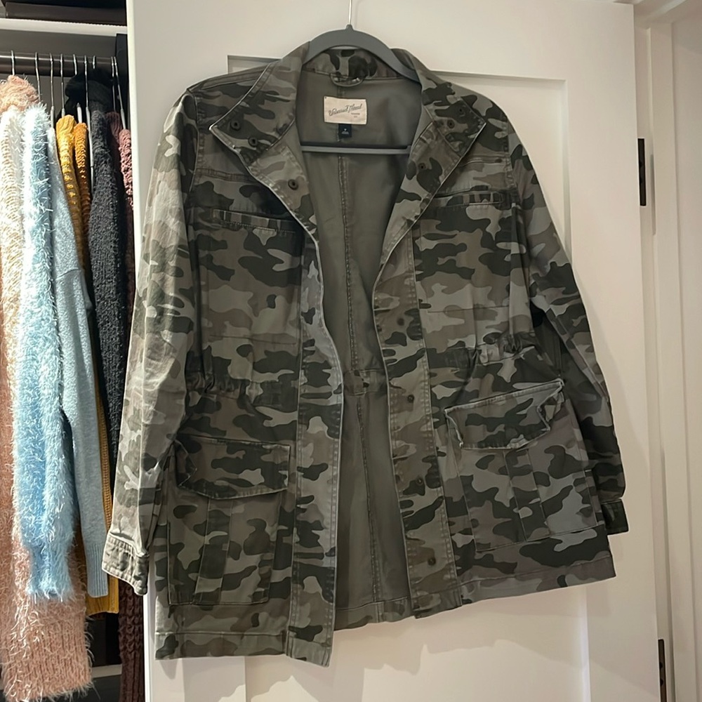 Universal Thread Camo Utility Jacket - Medium - image 3